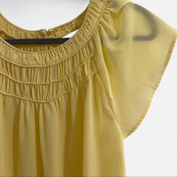 LOFT Pale Yellow Flutter Sleeve Blouse - Picture 3 of 7